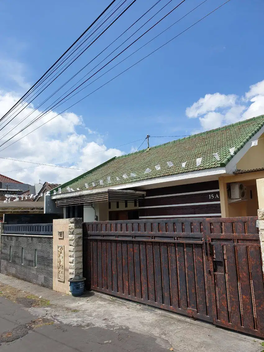Kos Pria Asri Nyaman Tenang Free Wifi dan Taman Asri Dekat Kampus