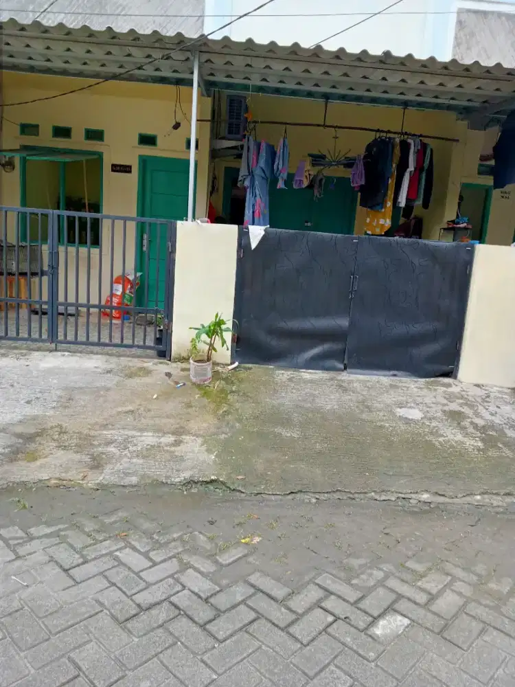 Disewakan kontrakan 3 sekat
