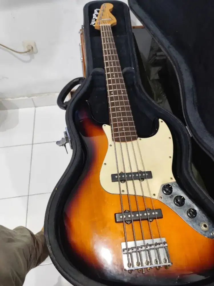 Bass Squier Jazz Bass Affinity