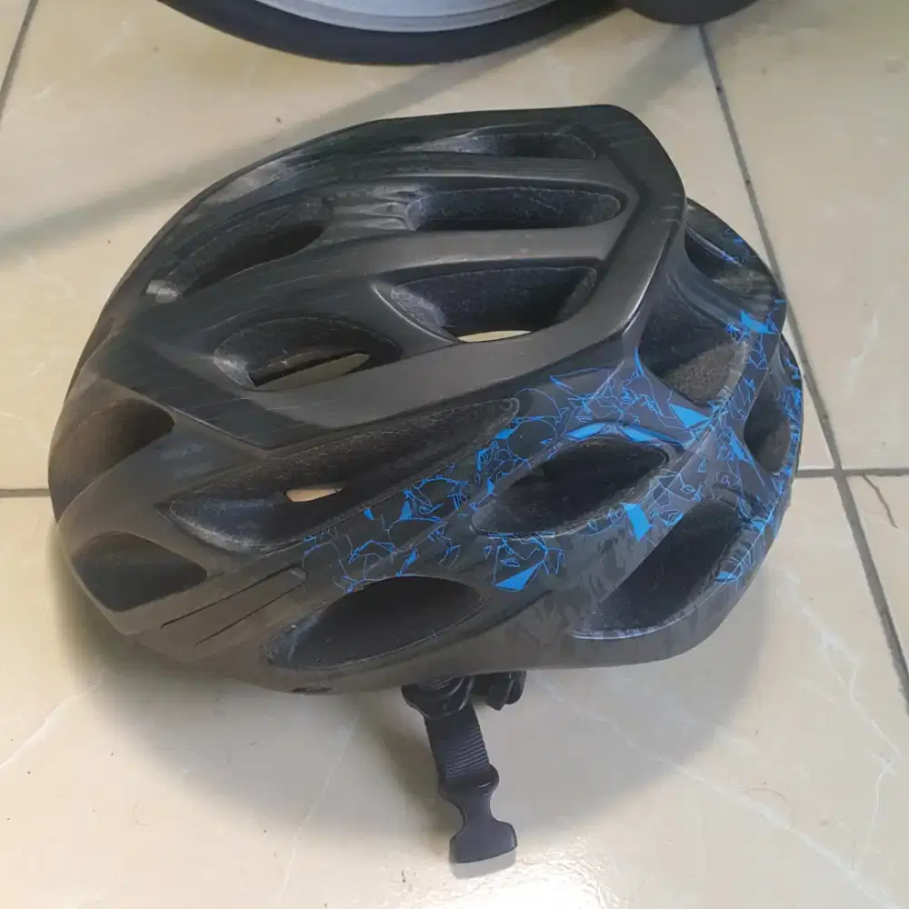 Helm specialized tactic mtb roadbike fixie sepeda lipat sepeda gunung
