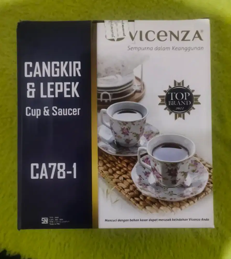 Gelas cantik masih baru