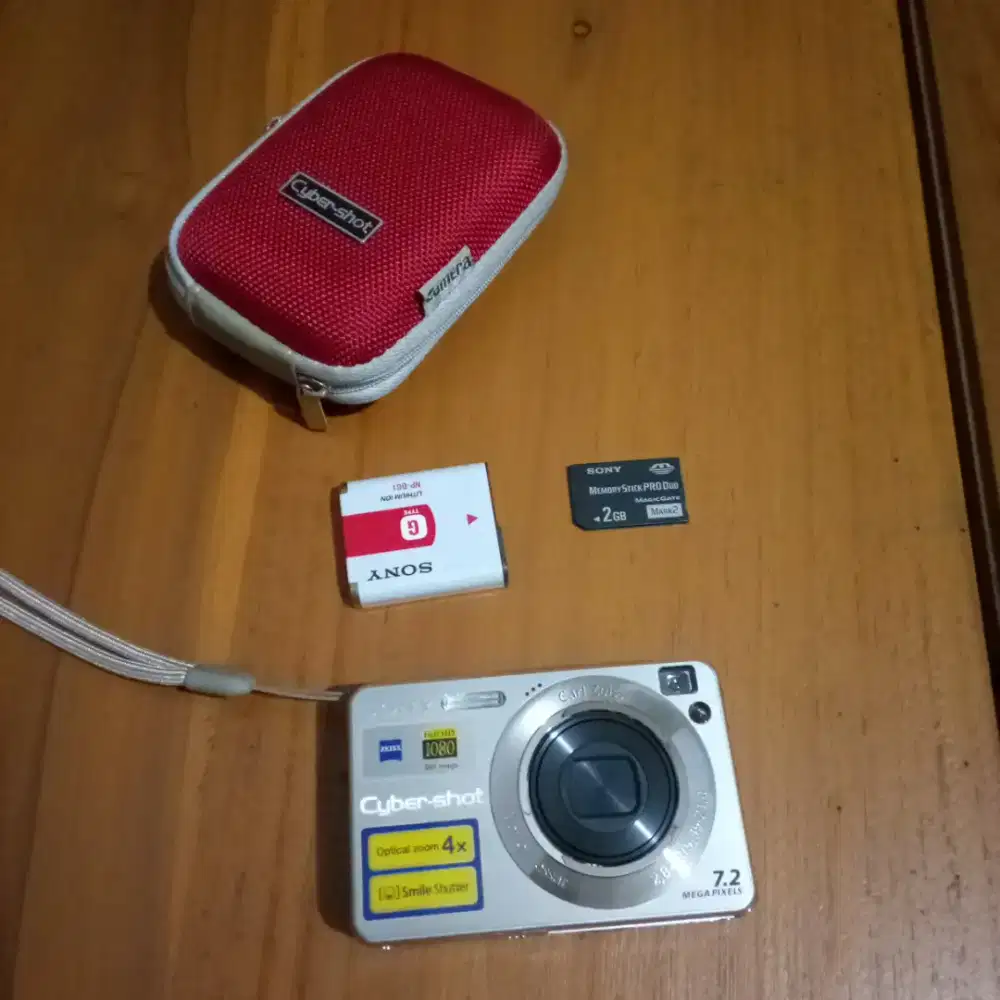 Kamera digital Pocket Sony Cyber-shot DSC - W 110