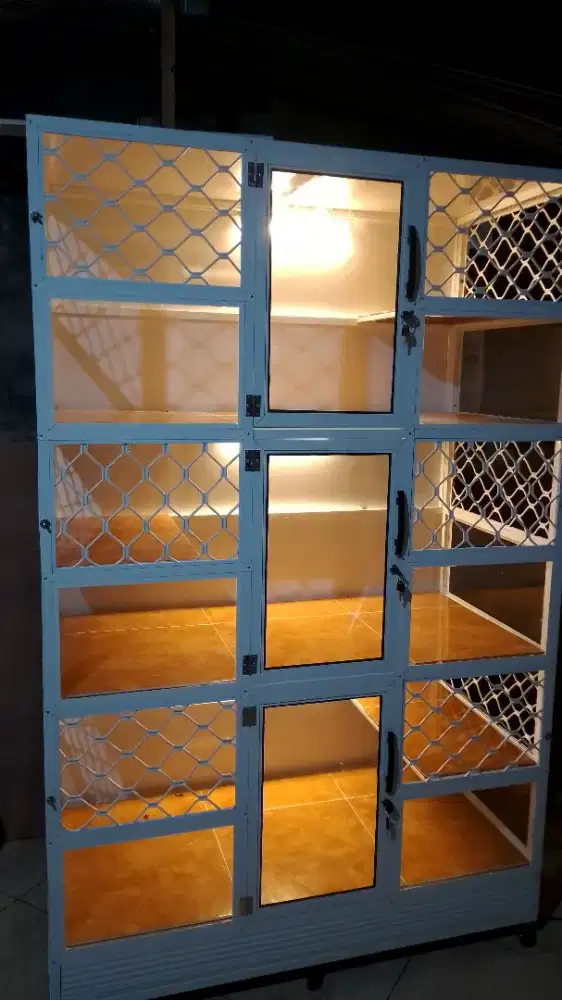 Kandang kucing alumunium 4 kamar