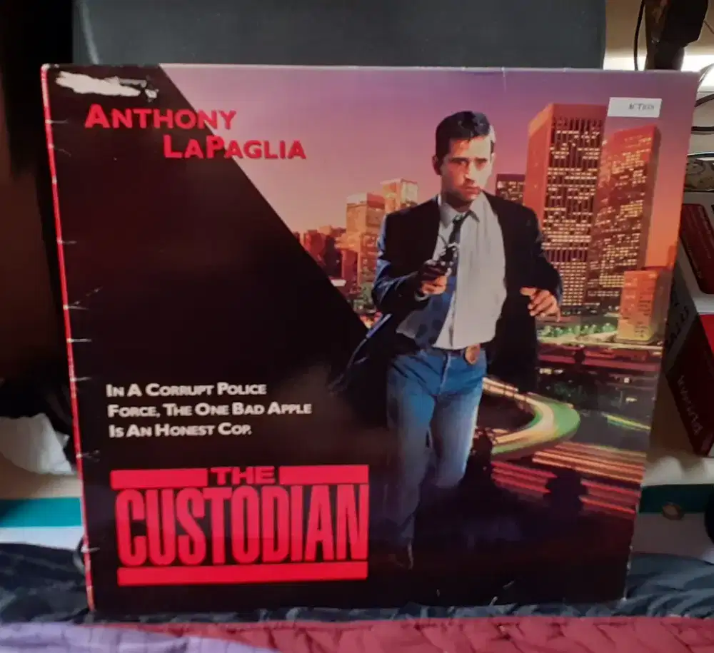 LASERDISC FILM THE CUSTODIAN (4PCS)