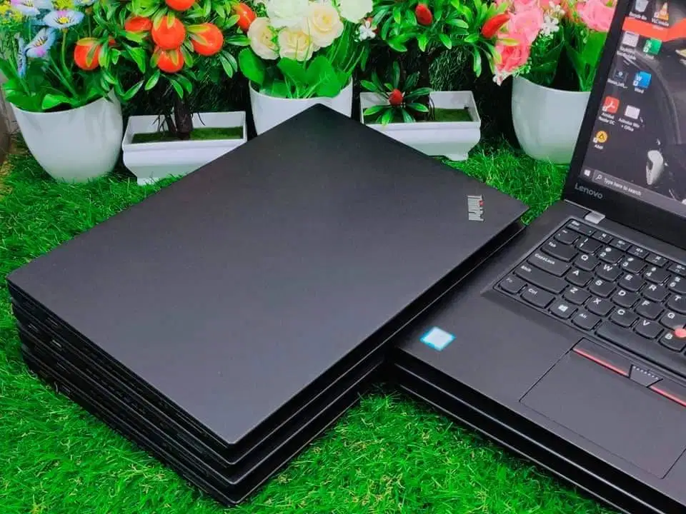 Lenovo Thinkpad X280 i7  Gen 8