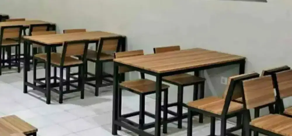 Set meja kaffe serbaguna