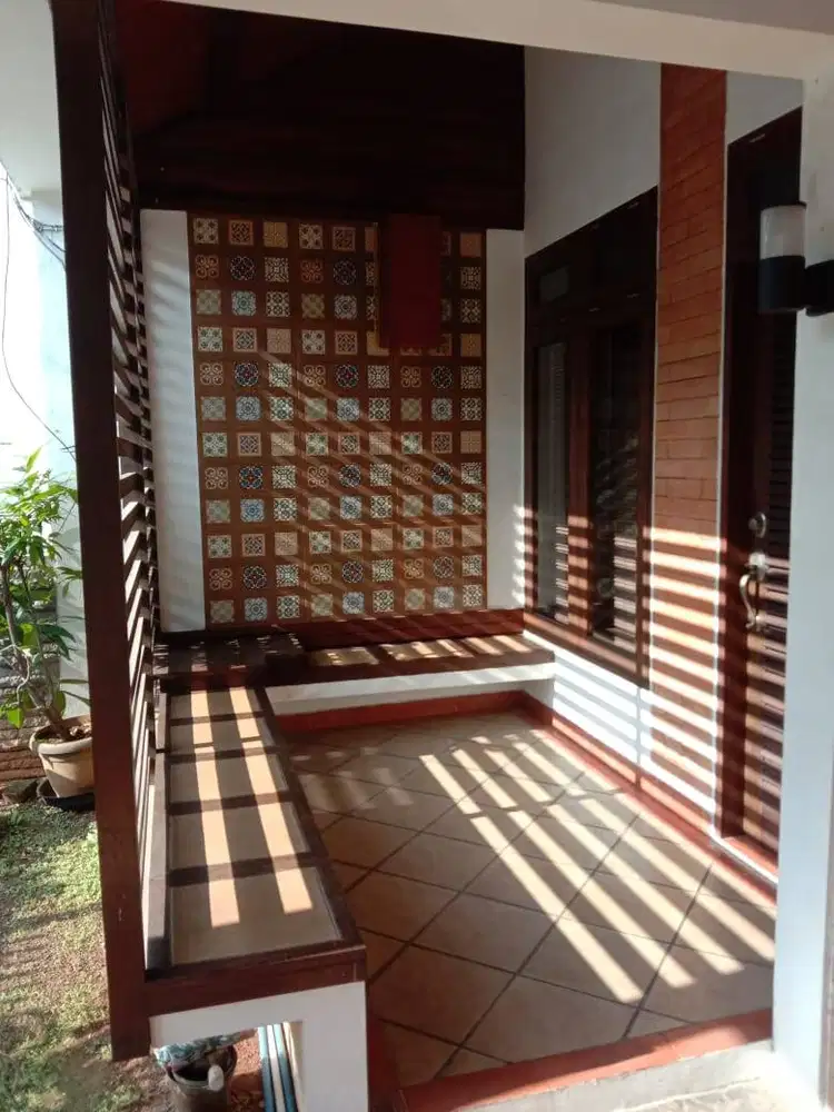 HOT SALE!!!RUMAH SIAP HUNI DI BINTARO JAYA SEKTOR 5