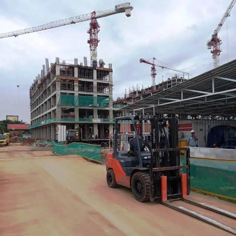 Sewa Forklift, Rental Forklift 3 ton Jakarta, Bekasi, Depok, Cibitung