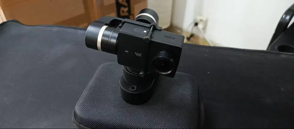 [Gimbal] Yi Handheld Gimbal + Yi Selfie Stick