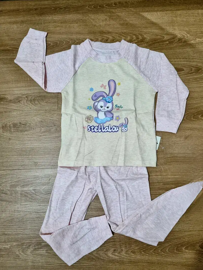 Setelan piyama baju tidur anak perempuan