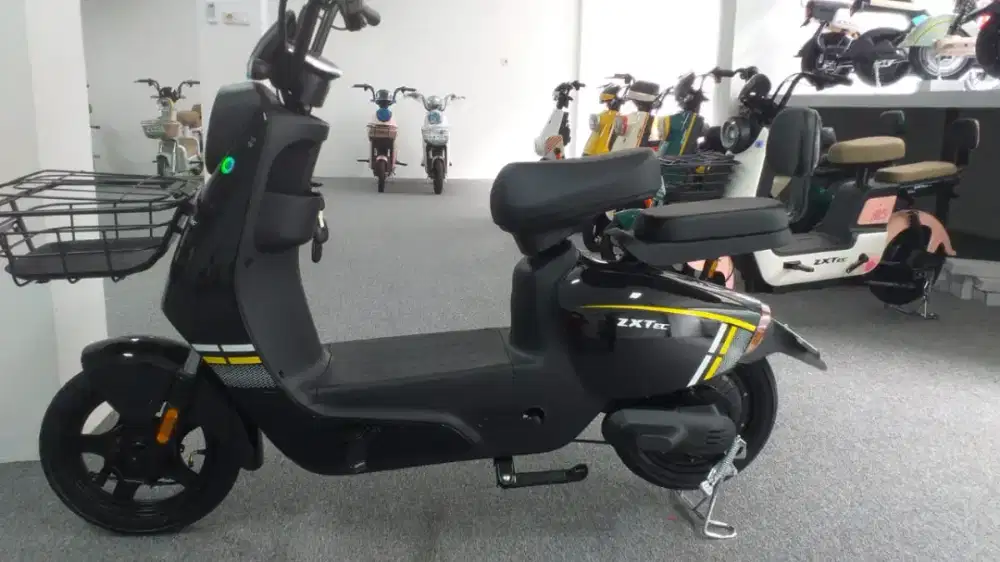 SEPEDA LISTRIK LISGO SCOOPY TAHAN AIR
