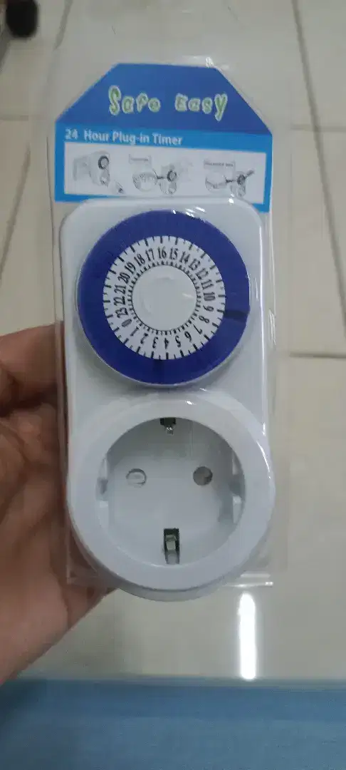Stop kontak timer 24 jam