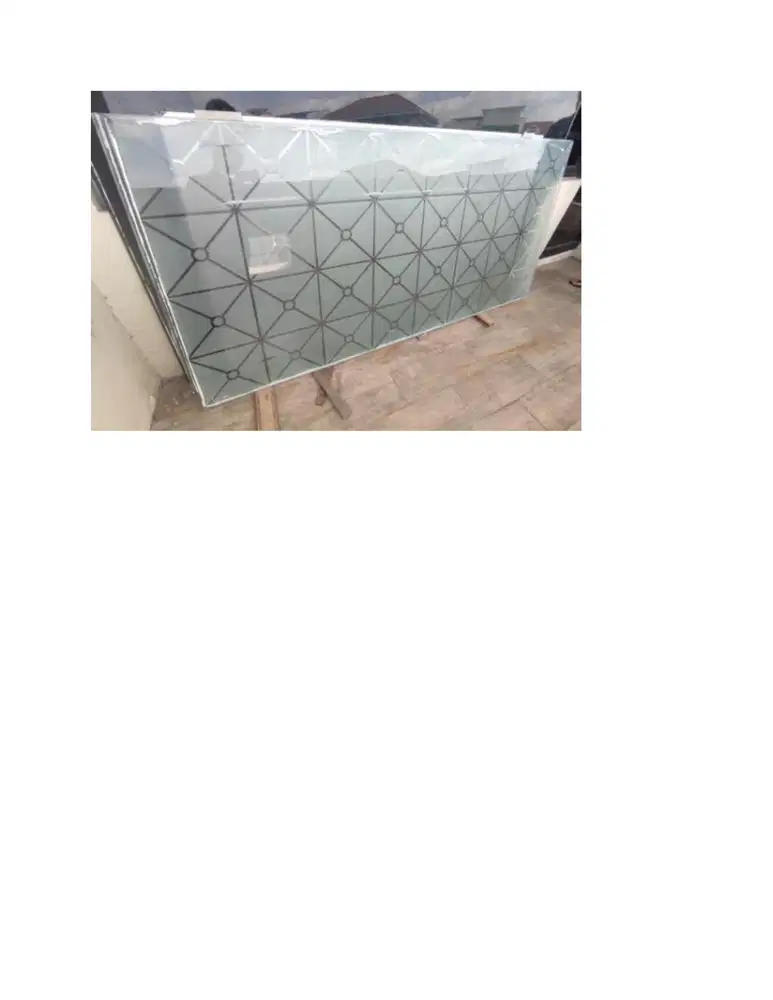 Kaca Bekas Bongkaran