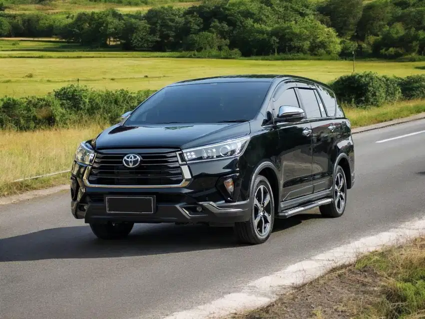 Toyota kijang Innova Venturer Dsl Mt 2021 km +/- 46.000