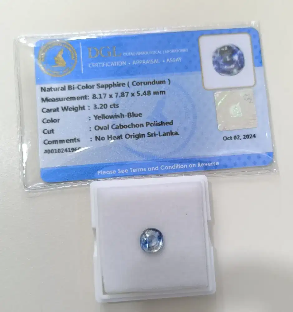 Natural Bi-Color Sapphire