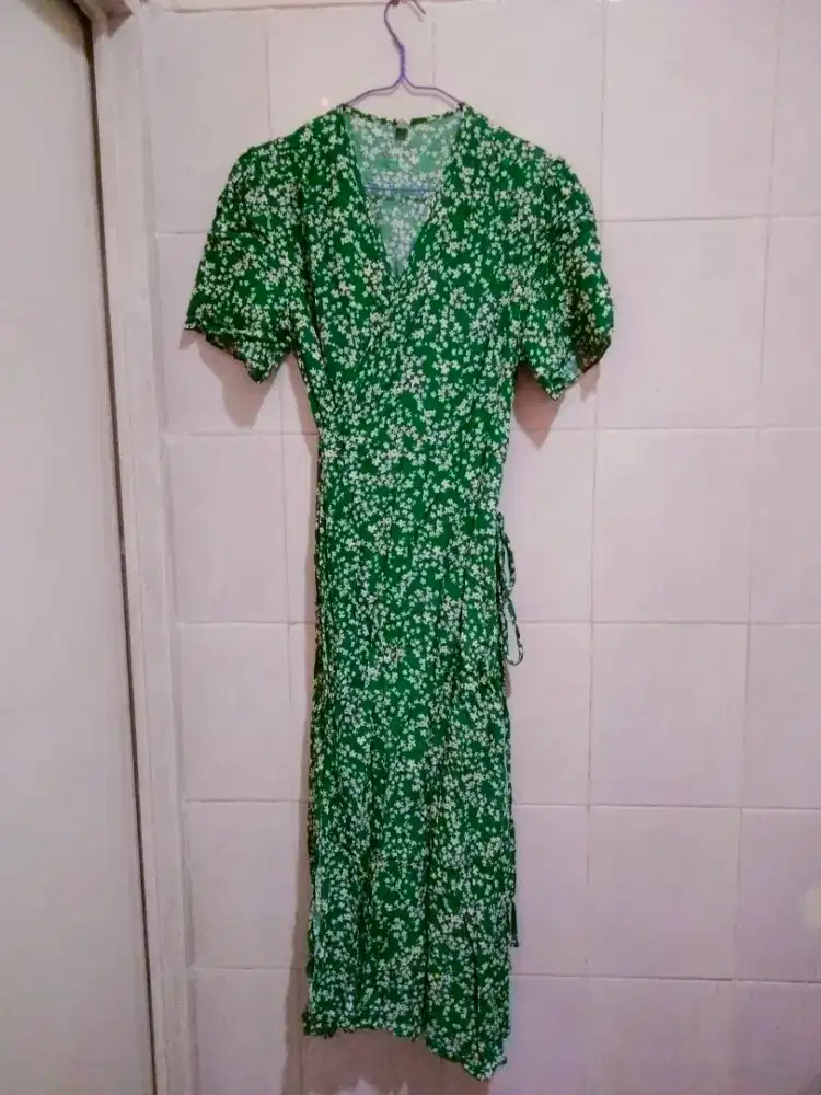 Dress sifon adem hijau bunga bunga