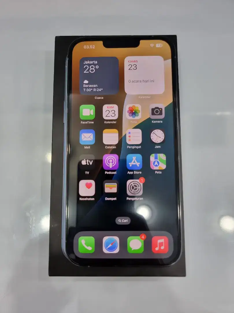 Iphone 13 Pro Max 256Gb Sierra Blue Ex Garansi resmi Ibox -MasterCom