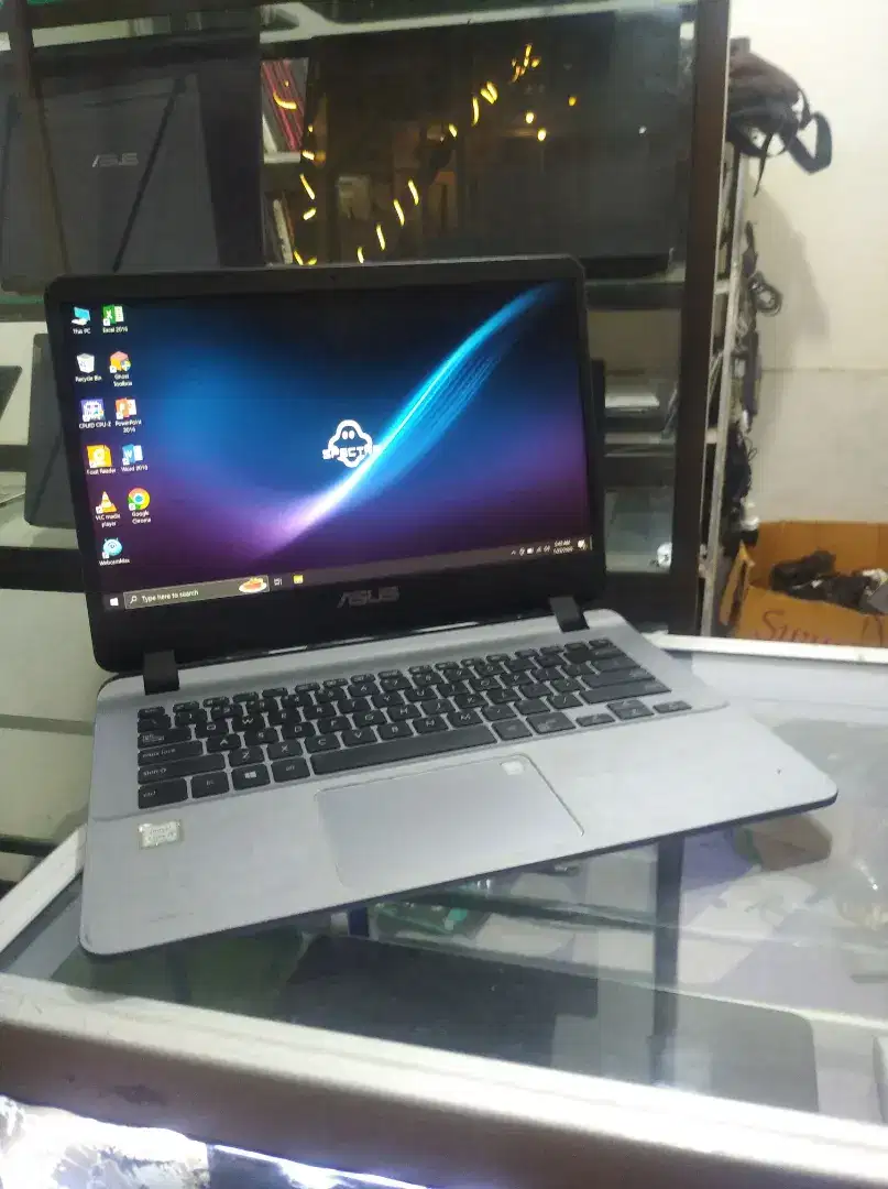 Laptop Asus A407UA core i3 Gen7 (14inch)Ram4Gb/Hdd1000Gb