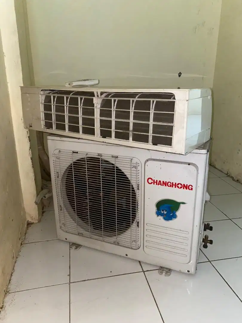 Di jual cepat koleksi pribadi ac merk changhong 1 pk