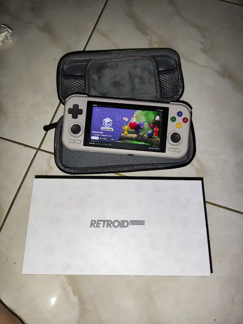 Retroid Pocket 4 Pro 128GB + Memory Card 64 GB Full Game