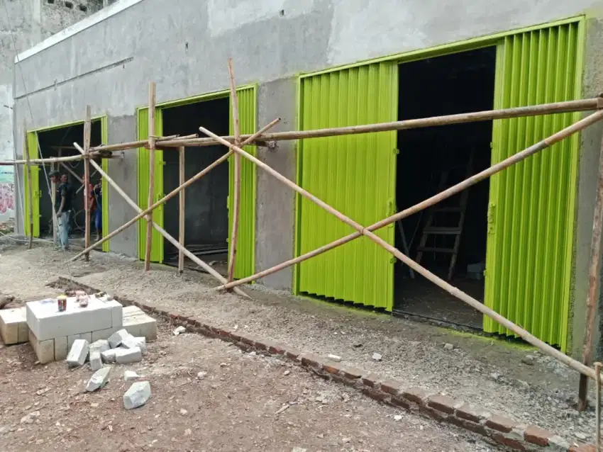 PINTU FOLDING GARASI DAN RUKO