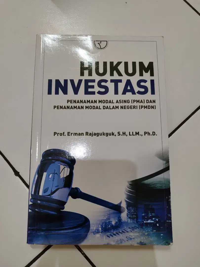 Buku Hukum Investasi Erman Rajagukguk