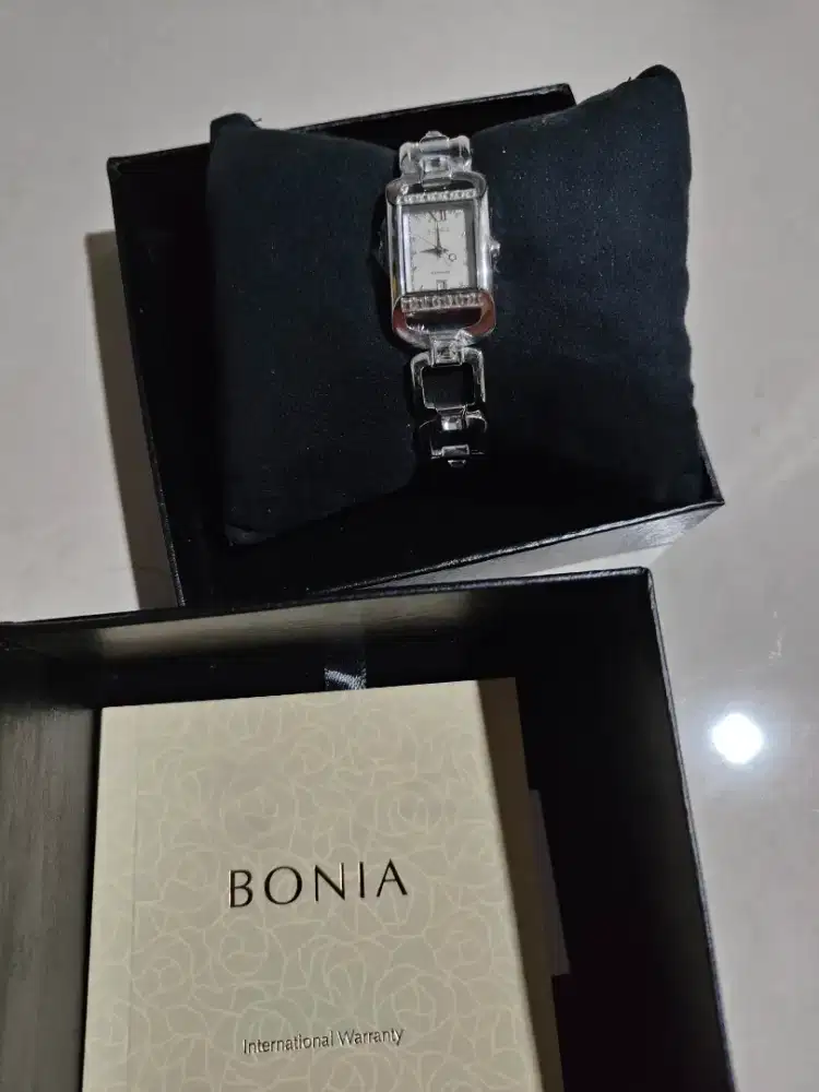 Jam tangan wanita mek BONIA