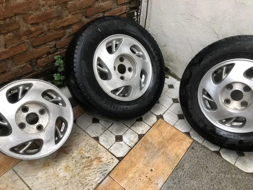 Velg 14 kijang kapsul 114x4 xenia avanza