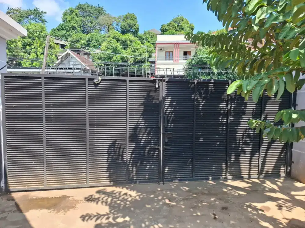 DIJUAL MURAH RUMAH POSISI ( JALAN BESAR)