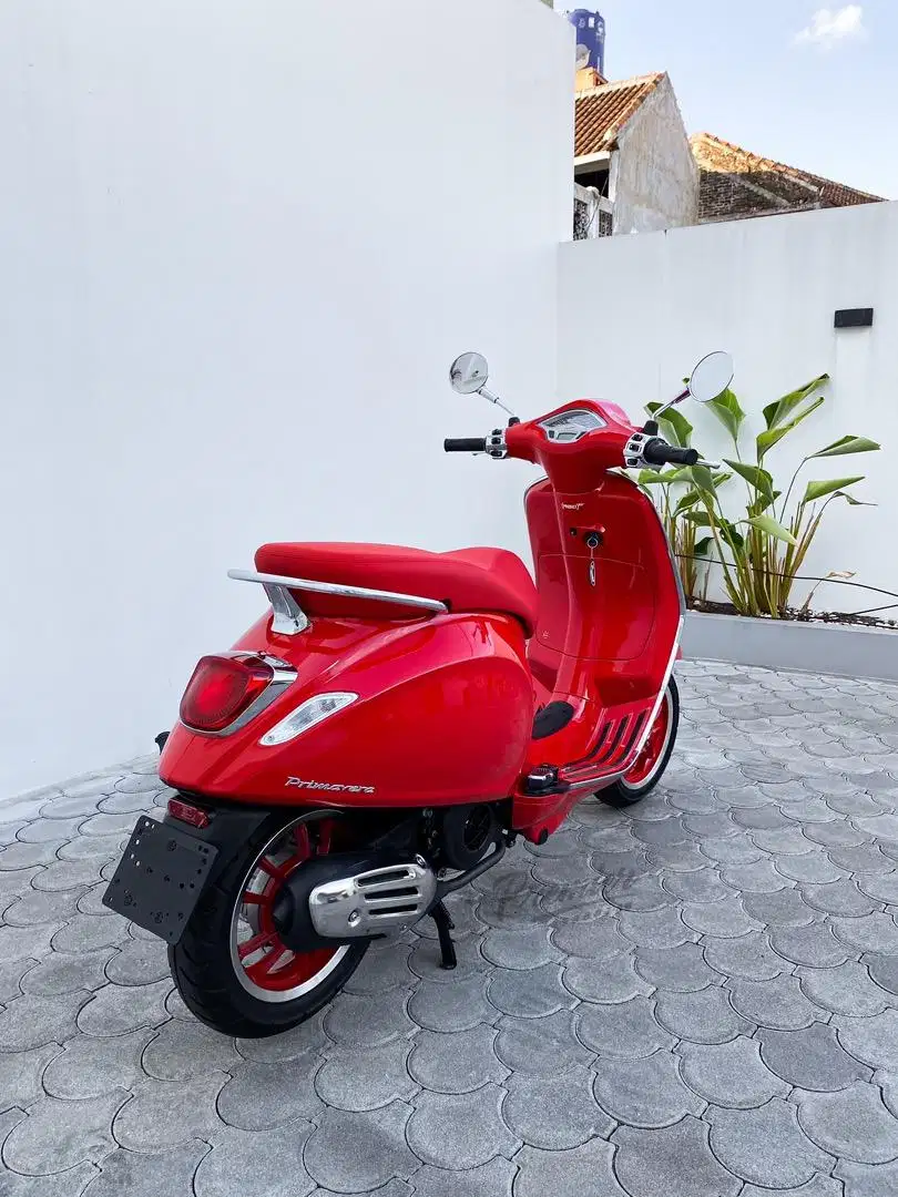 ODO 200 Perak  Vespa Primavera Red Edition Th. 2020