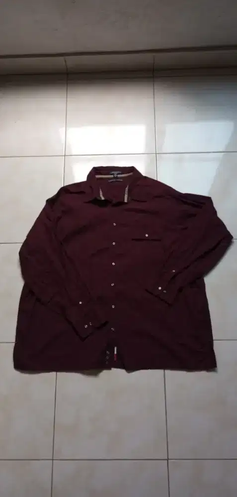 Kemeja Kasual Tommy Hilfiger
ORIGINAL