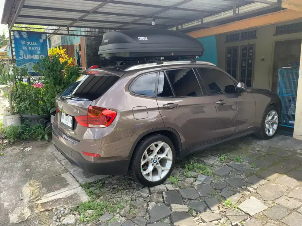 BMW X1 2.0 sDrive18i xLine SUV 2014