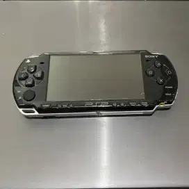 psp 2000 slim 16gb full game BATANGAN