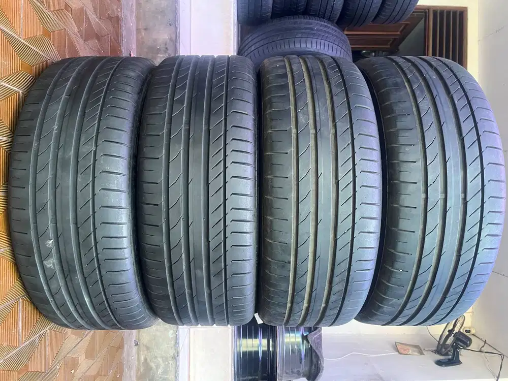 Ban Continental Conti Sport Contact 5 RFT 235 45 r19 4pcs