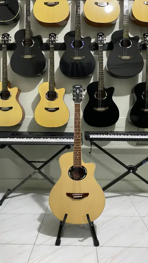 Gitar Akustik Yamaha Apx 500