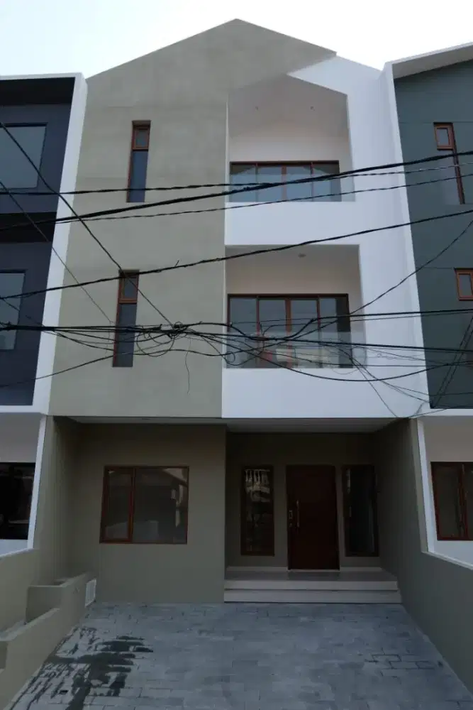 Rumah brand new di kelapa cengkir timur