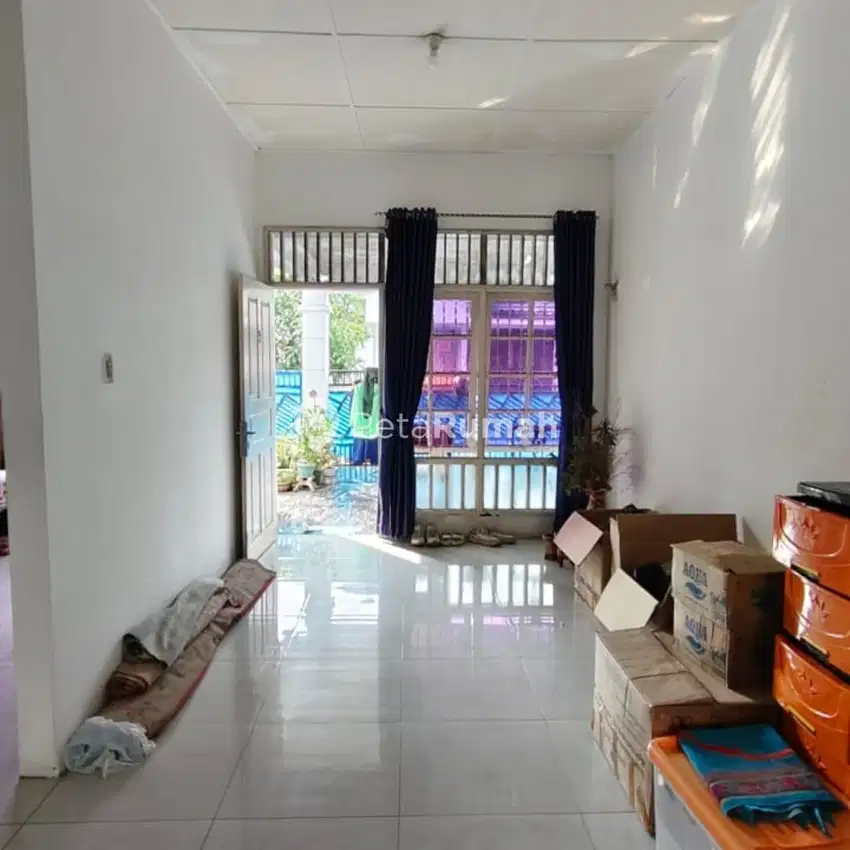 DISEWA RUMAH JALAN RINGROAD KOMPLEK TAMAN SETIA BUD INDAH I (Mike)