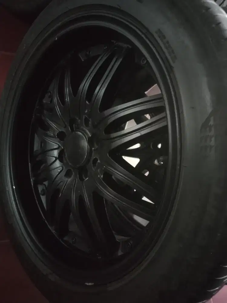 Velg dan Ban R17