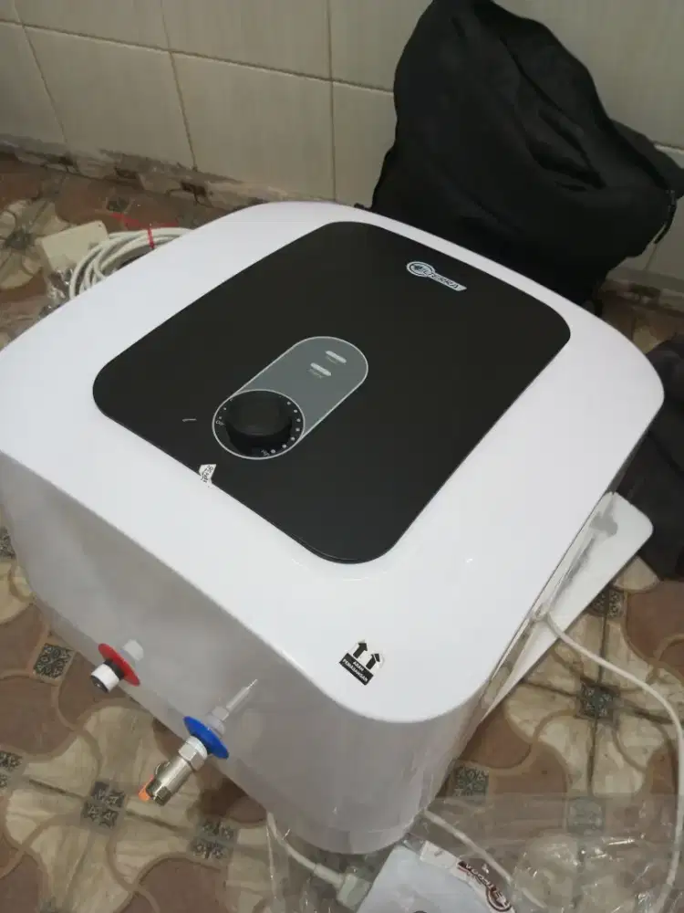 Water Heater Listrik 10 Liter