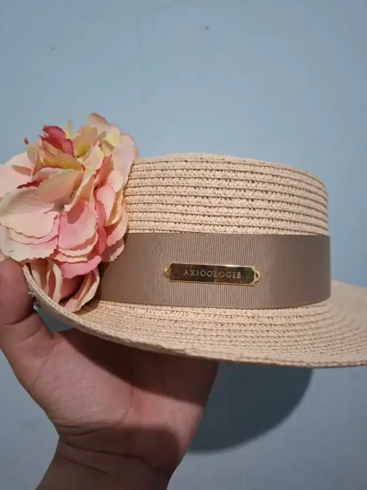 Topi Wanita Axioologie Original New