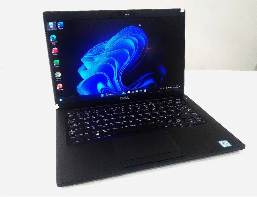 laptop i7 murah Dell Latitude 7390 Intel Core i7