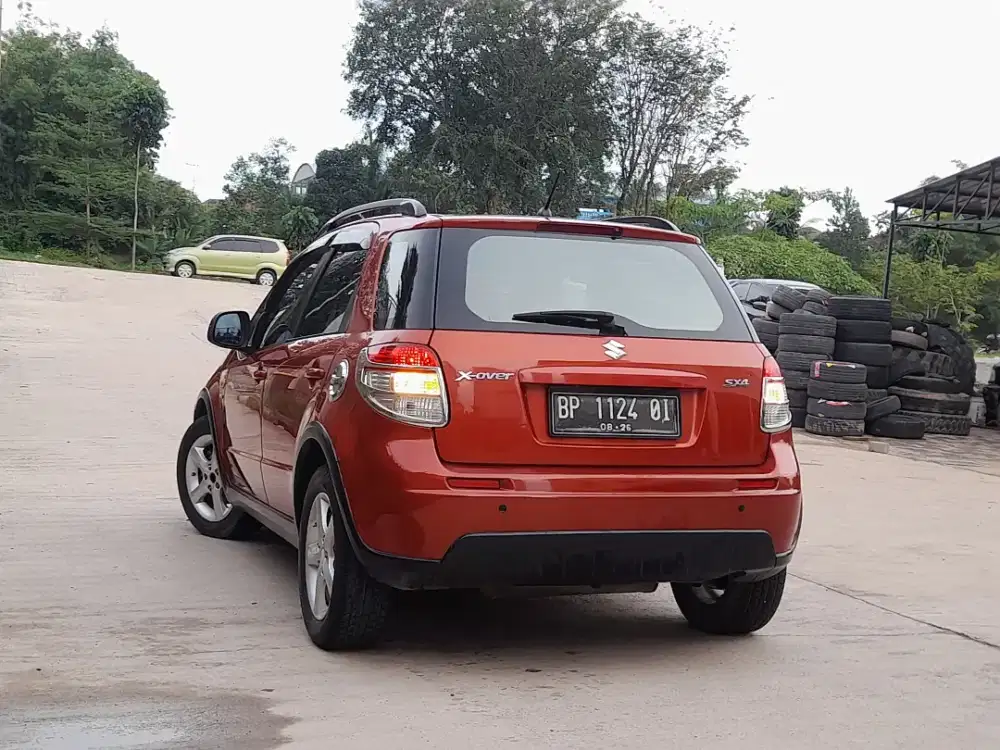 SUZUKI EXOVER AUTOMETIC PAJAK HIDUP HARGA 76 JUTA DP 7 JUTA