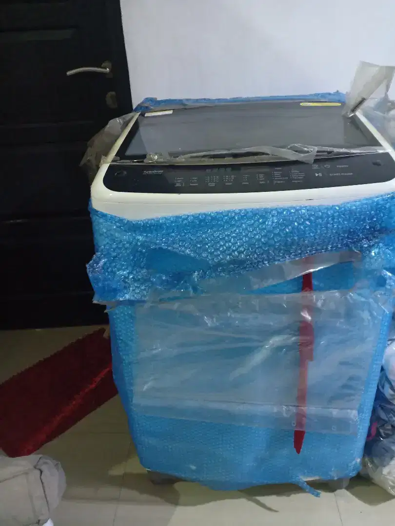 Mesin Cuci LG Otomatis 12 Kg. Low watt
