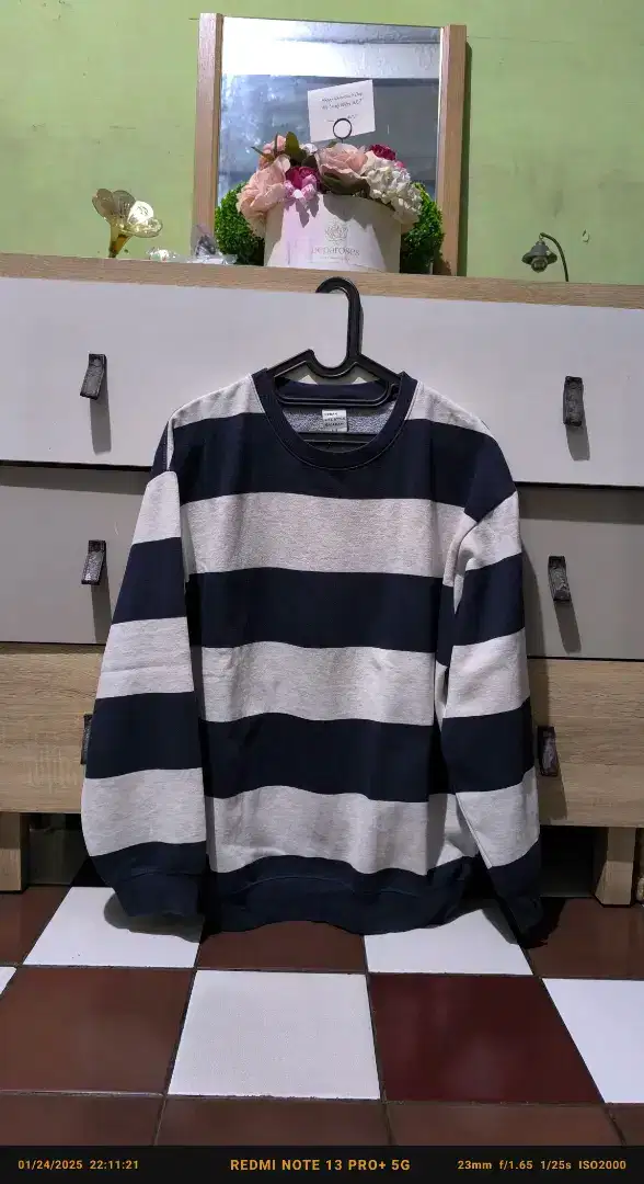 Crewneck Salur Urban Life Style GIORDANO Original