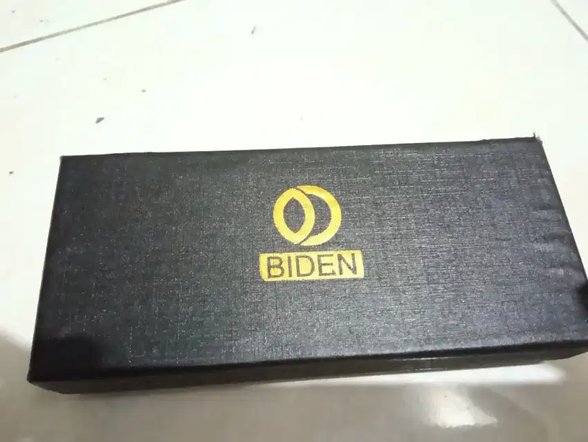 Jam tangan Biden