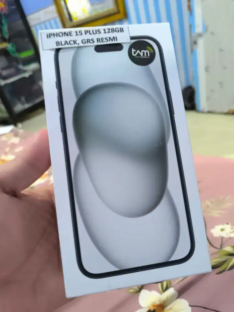 Ulun cari aiphone yg baru atau pakaian hanyar