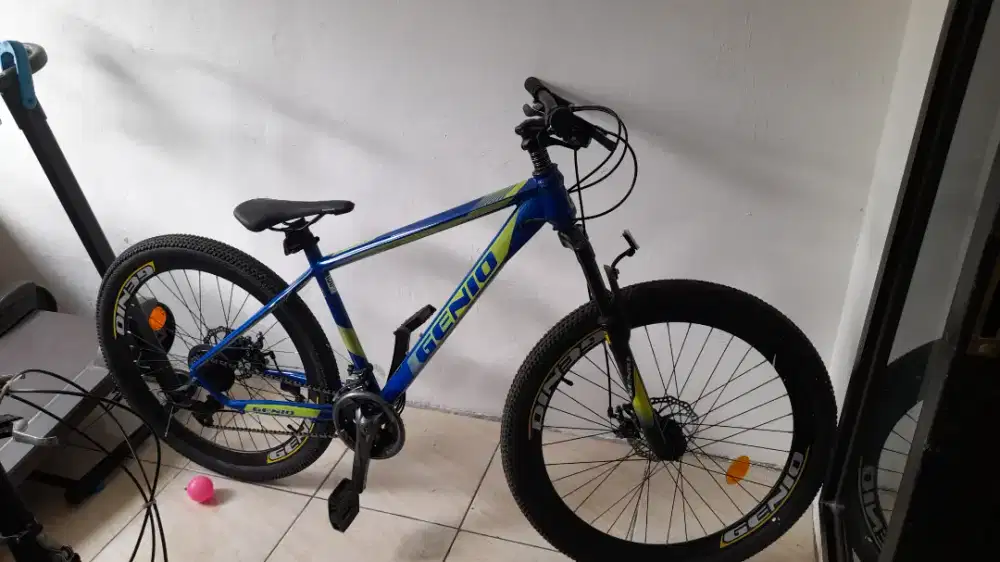 Jual cepat!!! Sepeda Gunung Genio M349.