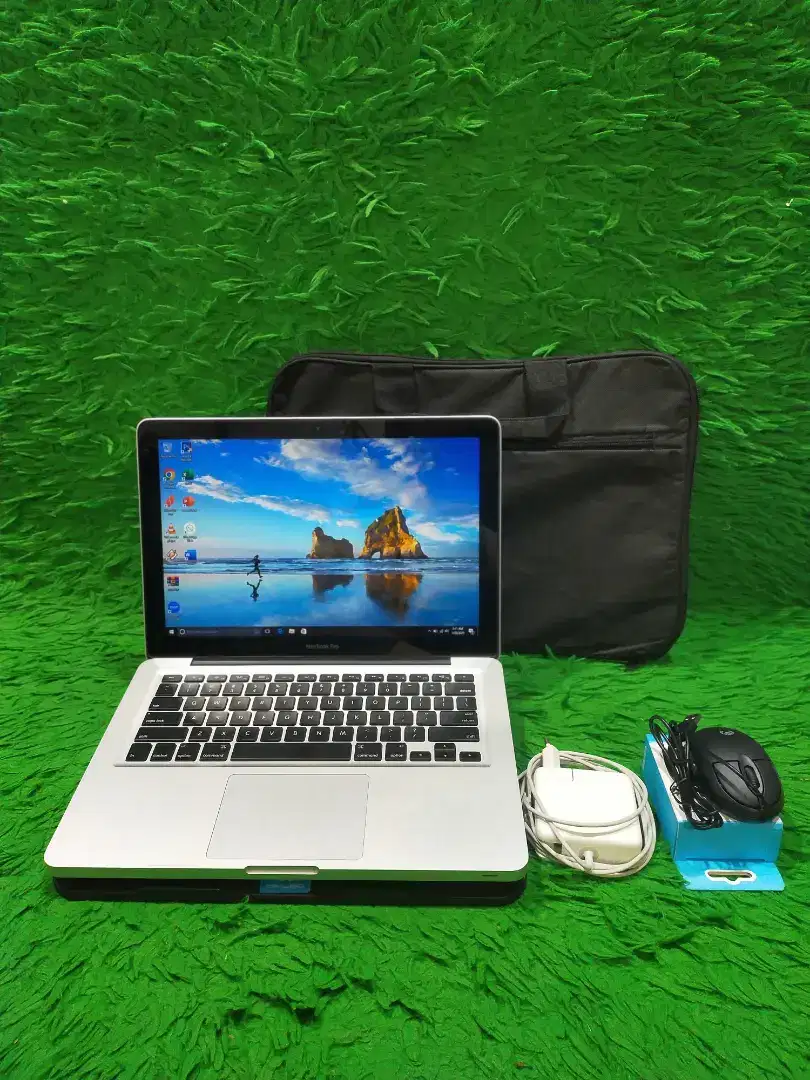 Macbook Pro A1278.Dual Booting OS (OS Catalina & Windows 10-64bit)