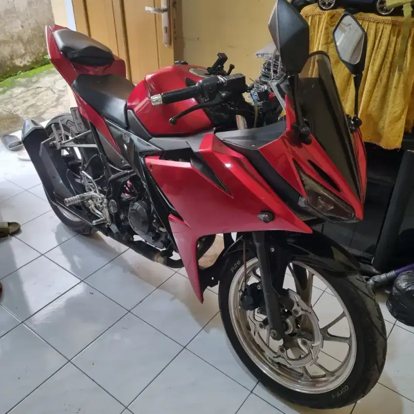 Dijual cepat Cbr 150r facelift mulpis