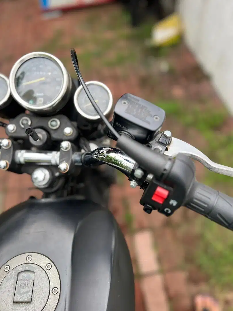 Jual cepat !! Viar vintech 200 original.